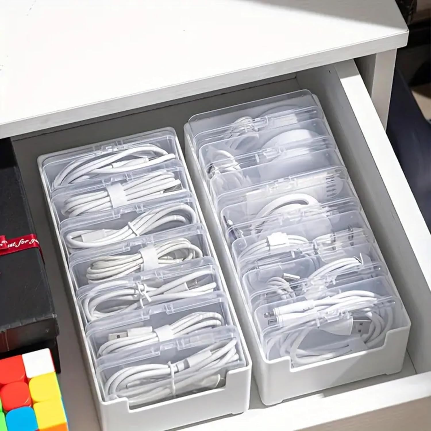 Cable Organizer Storage Box with 7 Wire Ties and Label Stickers,Desktop Cable Management Box with Switch, Power Cord Organizer for Office,Home,Desk Accessories Storage Stationery Supplies（Clear）