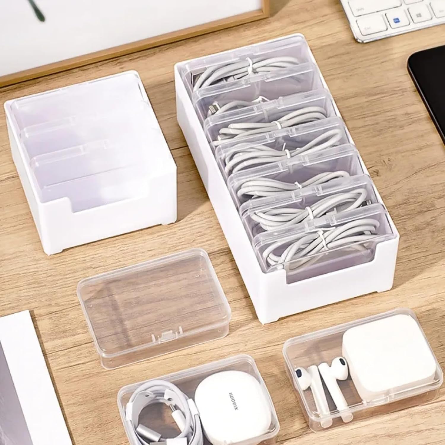 Cable Organizer Storage Box with 7 Wire Ties and Label Stickers,Desktop Cable Management Box with Switch, Power Cord Organizer for Office,Home,Desk Accessories Storage Stationery Supplies（Clear）